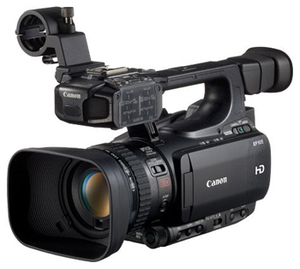 Видеокамера Canon XF100
