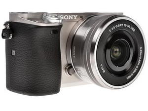 Цифровой фотоаппарат Sony Alpha A6000 (ILCE-6000LS) Kit 16-50mm серебристый