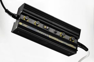 Блок питания Dedolight DT4x150 (E+) для DLH4x150S