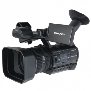 Видеокамера Sony HXR-NX100