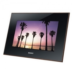 Цифровая фоторамка Sony DPF-D72 black+2 сменные панели