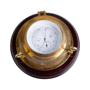 Барометр 5" "иллюминатор" на деревянной  базе