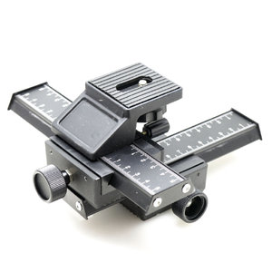 макрорельсы Fujimi FJ-4WMR 4-х осевые для макросъемки. Диапазон движения: 100 мм