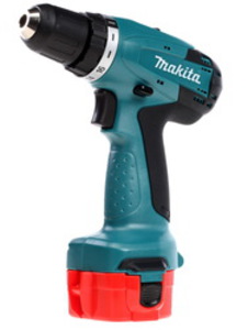 Шуруповерт Makita 6271DWAE