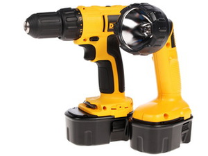 Шуруповерт DeWALT DC733КАТ