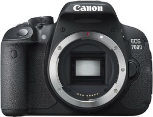 Цифровой фотоаппарат Canon EOS 700D Body (Б.У.) id051S