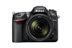 Цифровой фотоаппарат Nikon D7200 Kit 18-140mm черный (Б/У)
