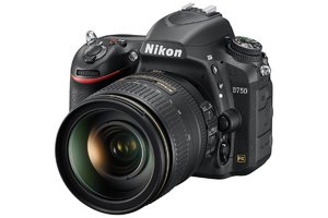 Цифровой фотоаппарат Nikon D750 Kit 24-120mm черный