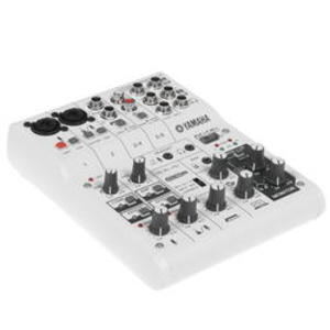 DJ пульт Yamaha AG06