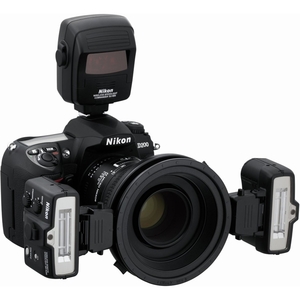 Фотовспышка Nikon Speedlight Commander Kit R1C1
