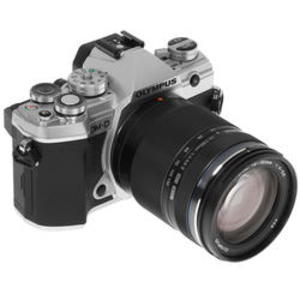 Цифровой фотоаппарат Olympus OM-D E-M5 Mark III kit 14-150mm (V207091SE000) серебристый