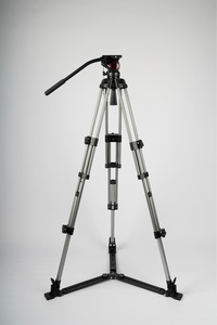 Профессиональный видеоштатив FST 9902K1