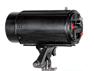 Вспышка Falcon Eyes SS-150DG