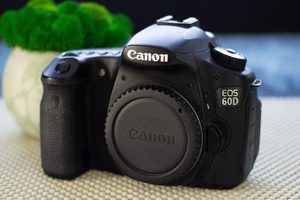 Цифровой фотоаппарат Canon EOS 60D Body (Б.У,)