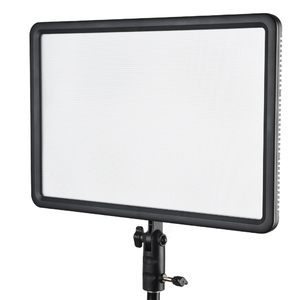 Осветитель накамерный Godox LEDP260C