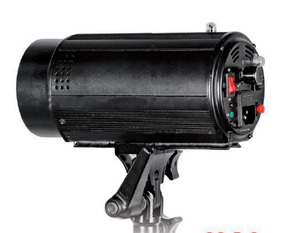 Вспышка студийная Falcon Eyes DE-300DG
